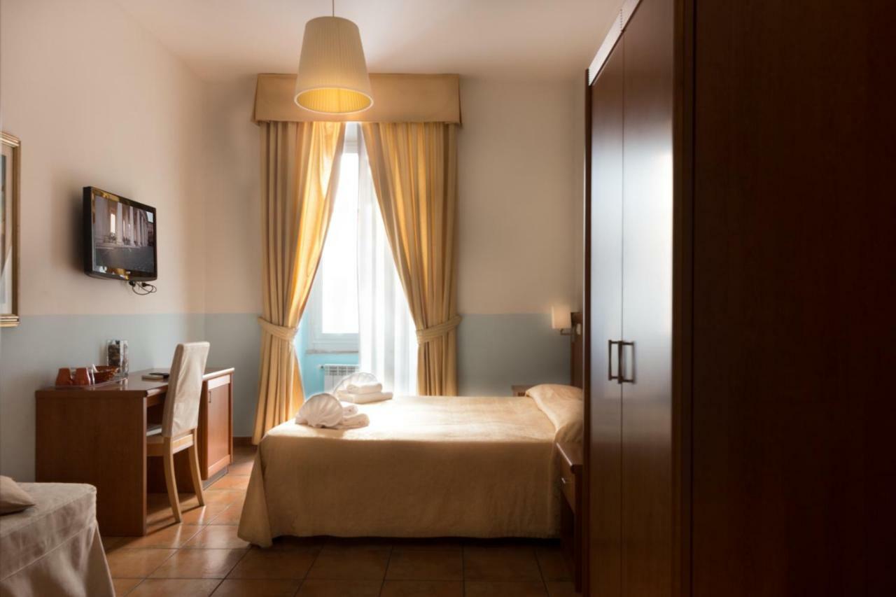 Bed & Breakfast Few Steps From St Peter Roma