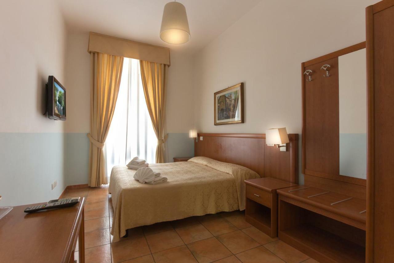 Bed & Breakfast Few Steps From St Peter Roma